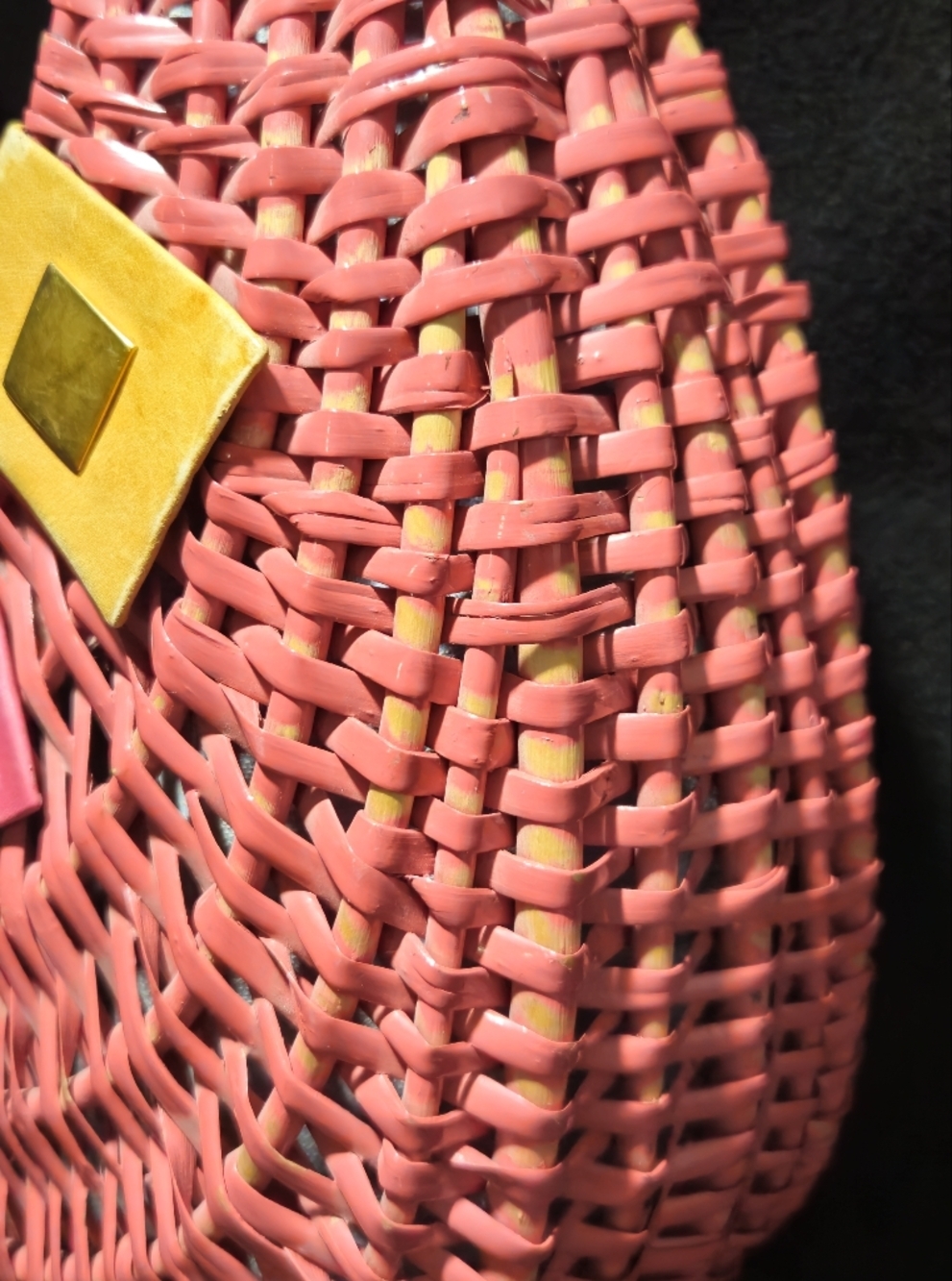 Koret Vintage 1950 Pink Woven Rattan Statement Purse-Kisslock Multi-Color Accent - Picture 10 of 11